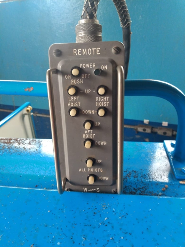57 - equipamento com painel - Imagem 3